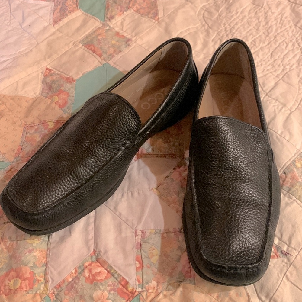 EUC Mens ECCO Classic Mocs. Size 42 / 8.5
